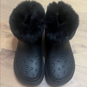 🎅🏽Women’s Crocs Boots Size 7